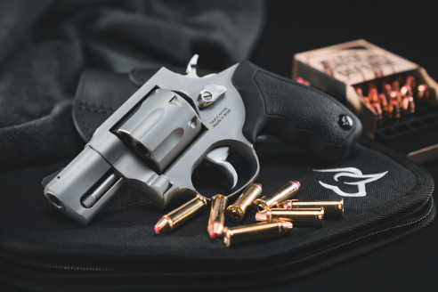 Taurus 817 Revolver: 7 Round .38 Special +p For Everyday Carry