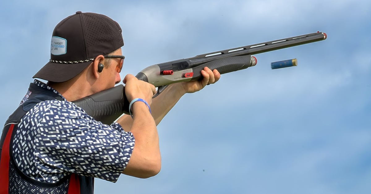 Gould Busts Clay Shooting Distance Record With Benelli A.i. Shotgun